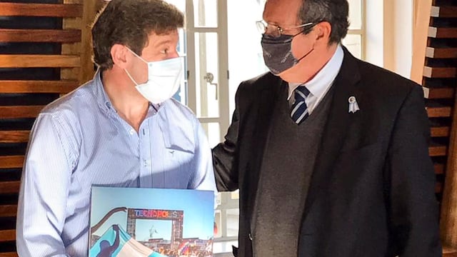 El gobernador se reunió con el ministro de Cultura Tristán Bauer