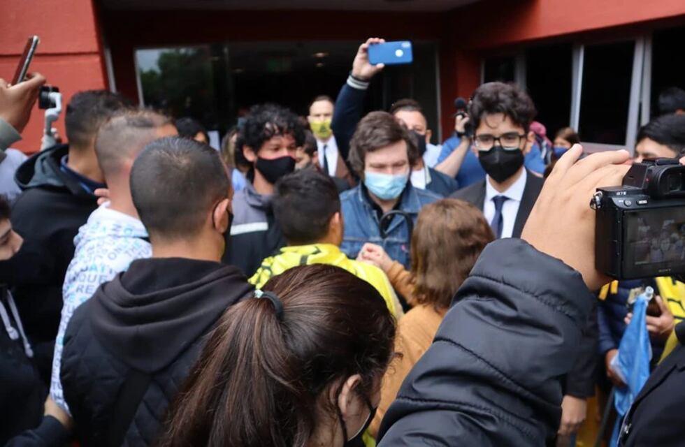 Polémica en Formosa: profesor amenazó con mandar “a marzo” a un alumno por ir a un acto de Javier Milei