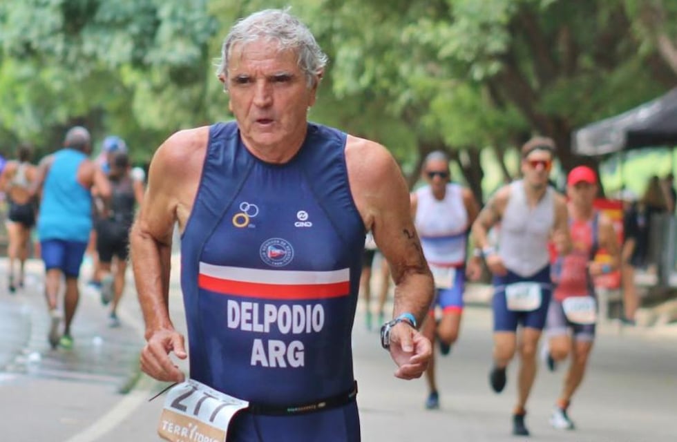 Quién es Mario Delpodio, el triatleta mendocino que planea ir a un Mundial con 80 años