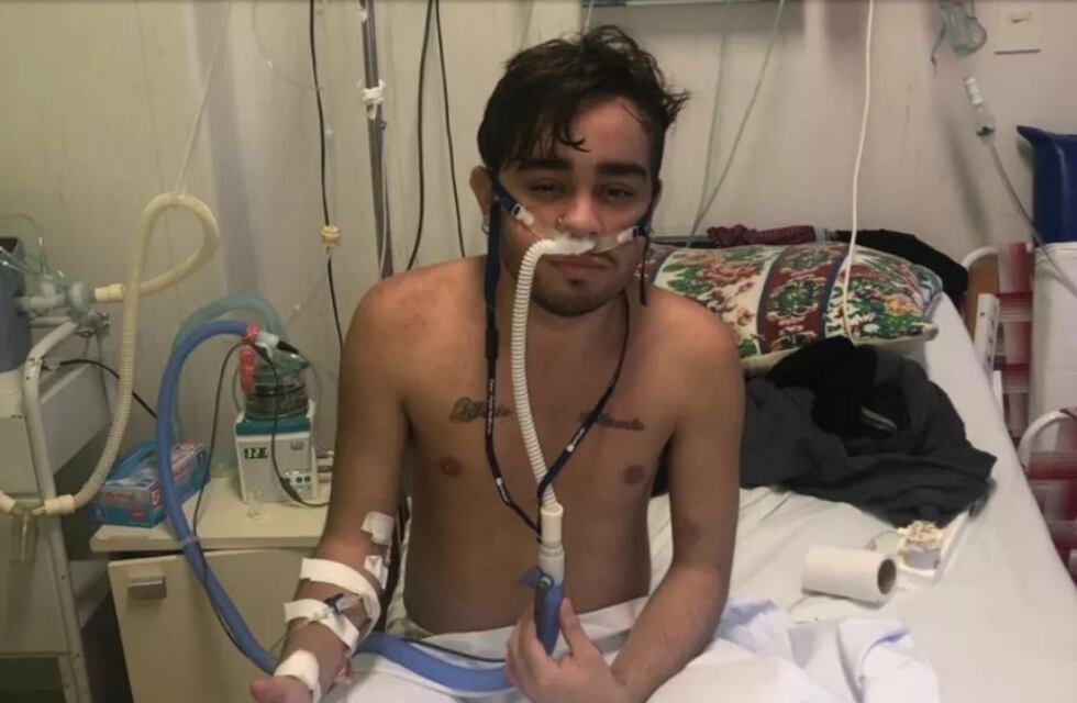 Ezequiel Galeano fue traslado en un vuelo sanitario a Buenos Aires para recibir un trasplante bipulmonar