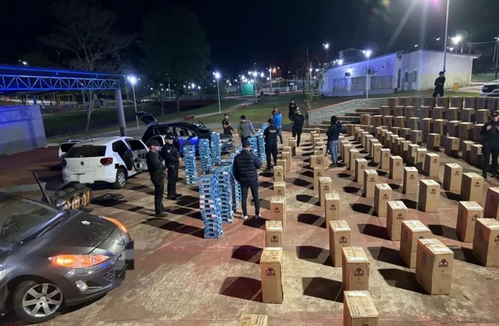 Golpe al contrabando en Pozo Azul: secuestran 90 mil atados de cigarrillos valuados en $400 millones