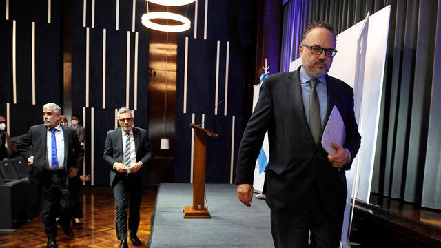 Críticas de la oposición tras el escándalo por la renuncia de Matías Kulfas. (Foto: Clarín)