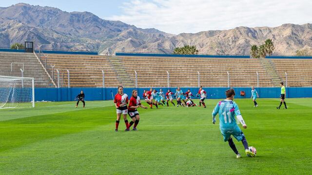 Fútbol femenino: San Luis FC ganó 12 a 0 contra Juventud Unida.
