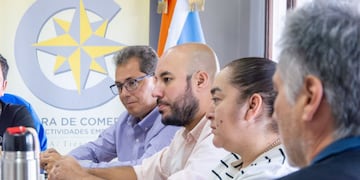 Uno de los puntos destacados del encuentro fue el movimiento extraordinario que se espera en la ciudad durante el próximo fin de semana largo.