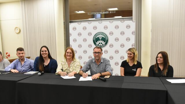 Convenio para impulsar los centros comerciales y los paseos de compras a cielo abierto