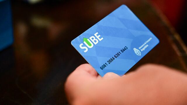 Aumentan las tarifas de colectivo. Martín Llampáyas / La Voz