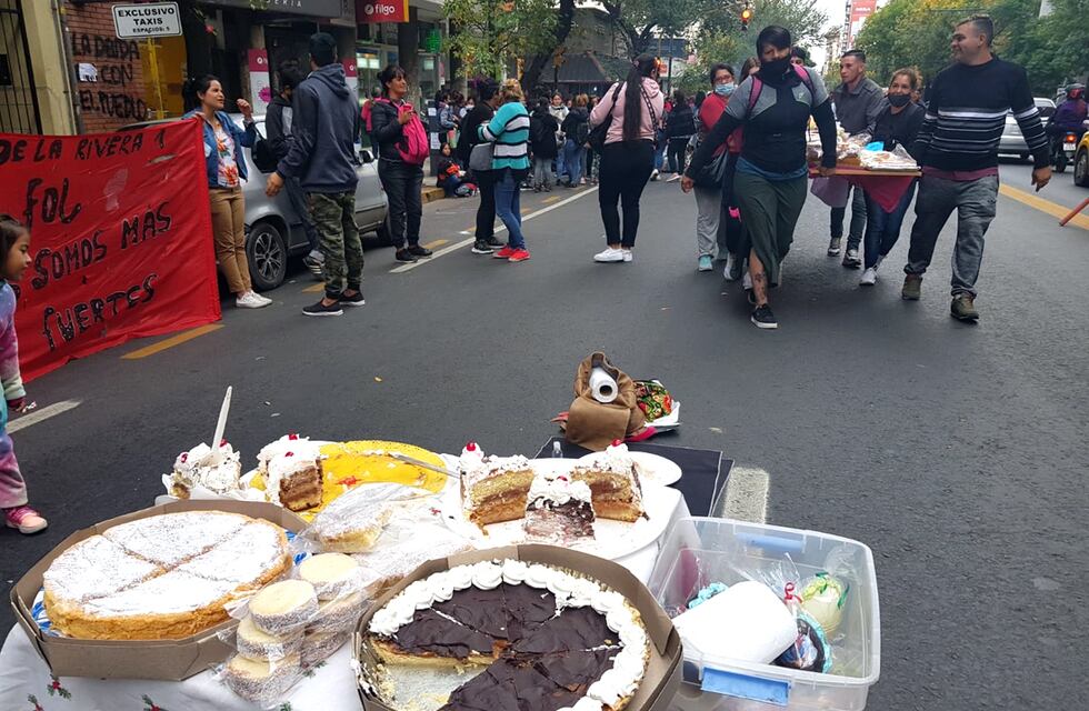 Caos de tránsito en el Centro de Córdoba por dos nuevas manifestaciones