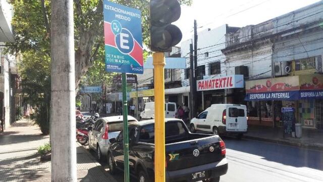 El nuevo perímetro ya se encuentra señalizado con carteles indicadores y además demarcaron el asfalto y los cordones cuneta.