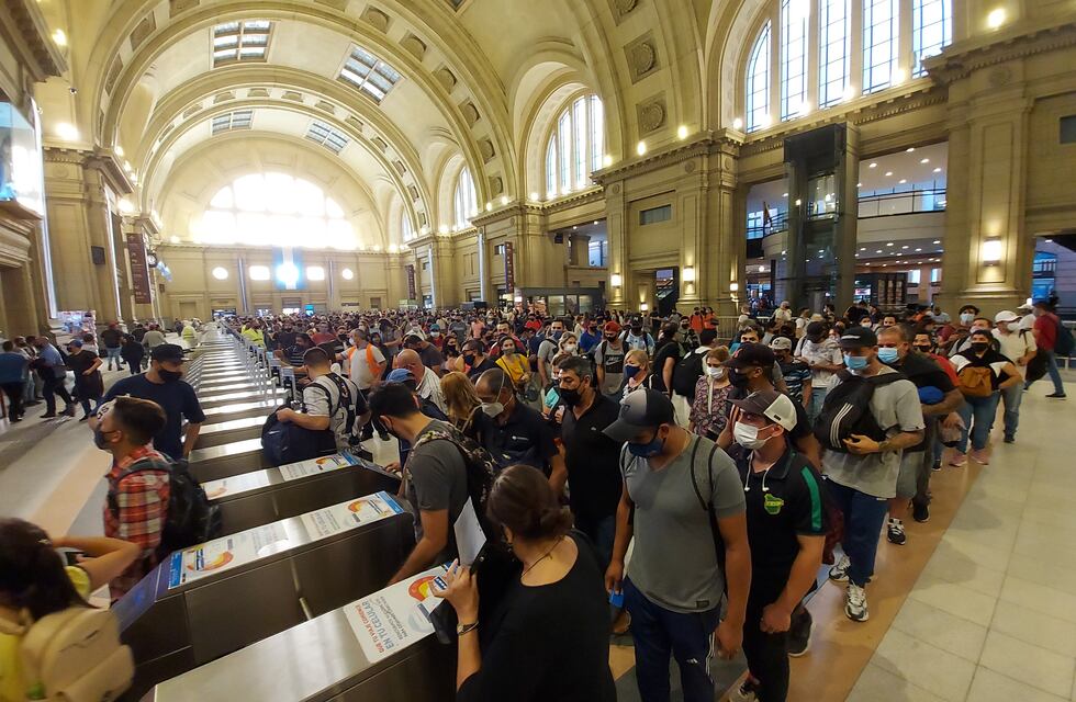 COVID: Argentina está en el top tres de países que peor manejaron la pandemia