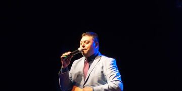 Carlos "Luli" Gullino, la voz de los festivales en Ansenuza