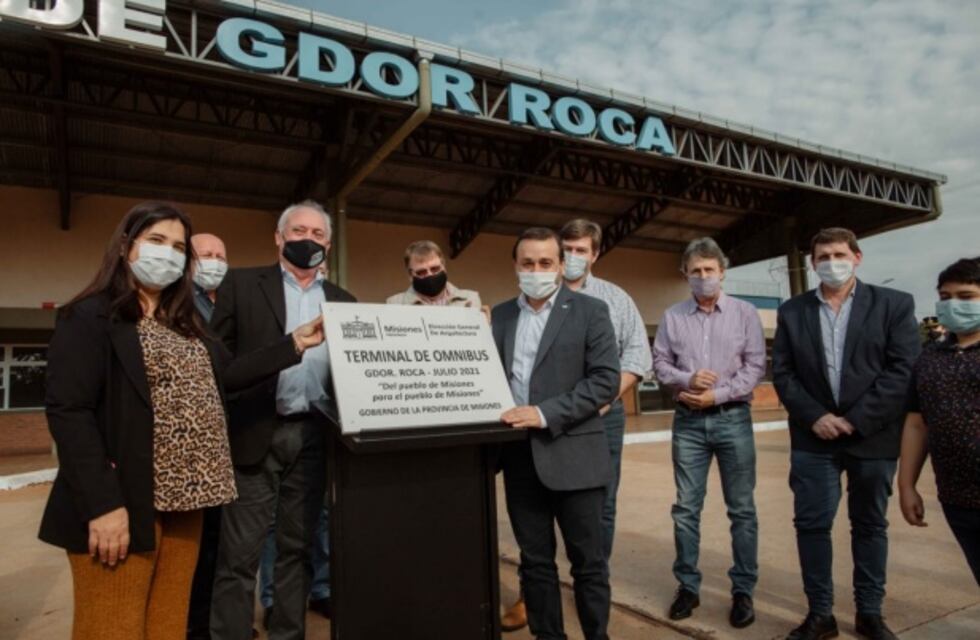 Oficialmente se inauguró la nueva terminal de ómnibus y el edificio del CEP N°50 en la localidad de Gobernador Roca