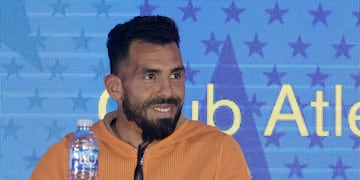 Carlos Tevez viajó a Corrientes para hacer una donación a los chicos de un hogar
