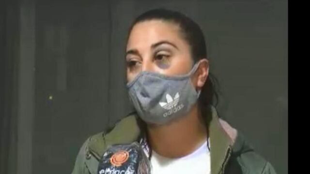 Yesica  Brusa, denuncia que un policía de Córdoba la golpeó en el rostro.