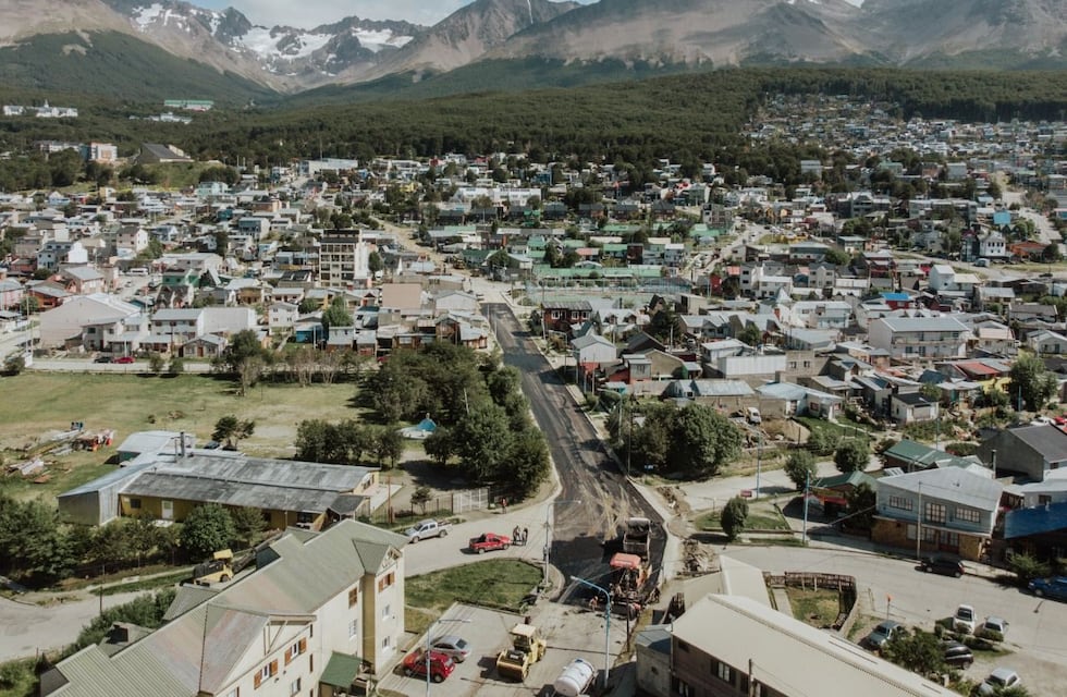 Comenzó la repavimentación de la calle Pontón Río Negro