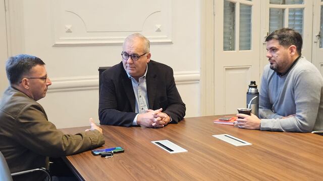 Mársico se reunió con Corrado y Acosta en el Centro Comercial