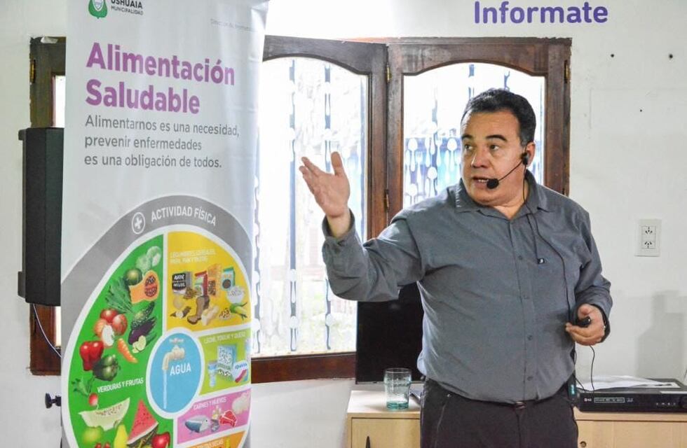 Bromatología dictó un curso de manipulación de alimentos a integrantes del Club “Dos Banderas”