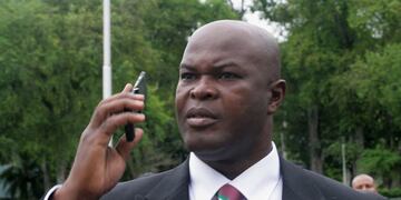 Salió la sanción contra Ronnie Brunswijk y el equipo de Pedro Troglio.