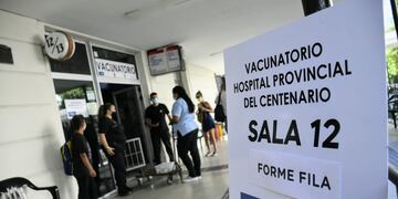 El Hospital Centenario de Rosario fue sede del acto oficial que encabezó el gobernador Omar Perotti. (@mauroyasprizza)