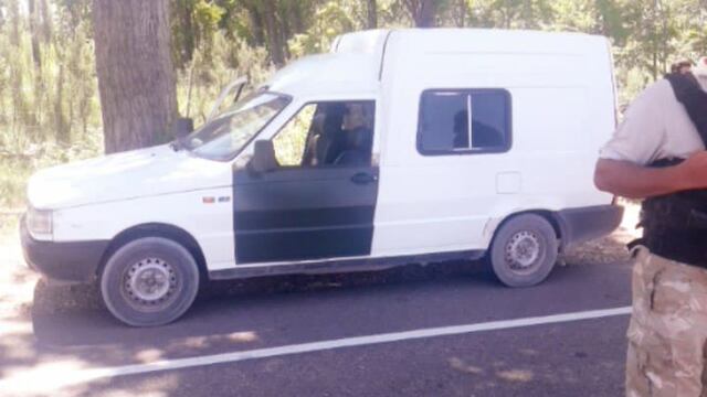 El vehículo que fue secuestrado por la Policía Rural de San Rafael. En su interior llevaban 11 cajas de carne de dudosa procedencia. Gentileza