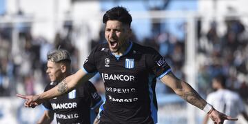 El goleador Alan Murialdo, inamovible en la formación de Racing para este martes (Ramiro Pereyra / La Voz).