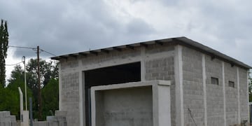 Cosquín avanza en la obra del servicio de agua para el barrio El Condado. (Foto: Facebook / Municipalidad de Cosquín Oficial).