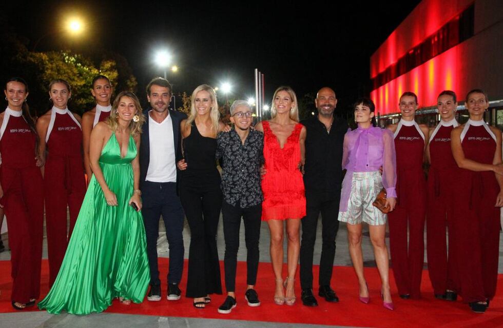 Todos los nominados para la gala de los Premios Carlos