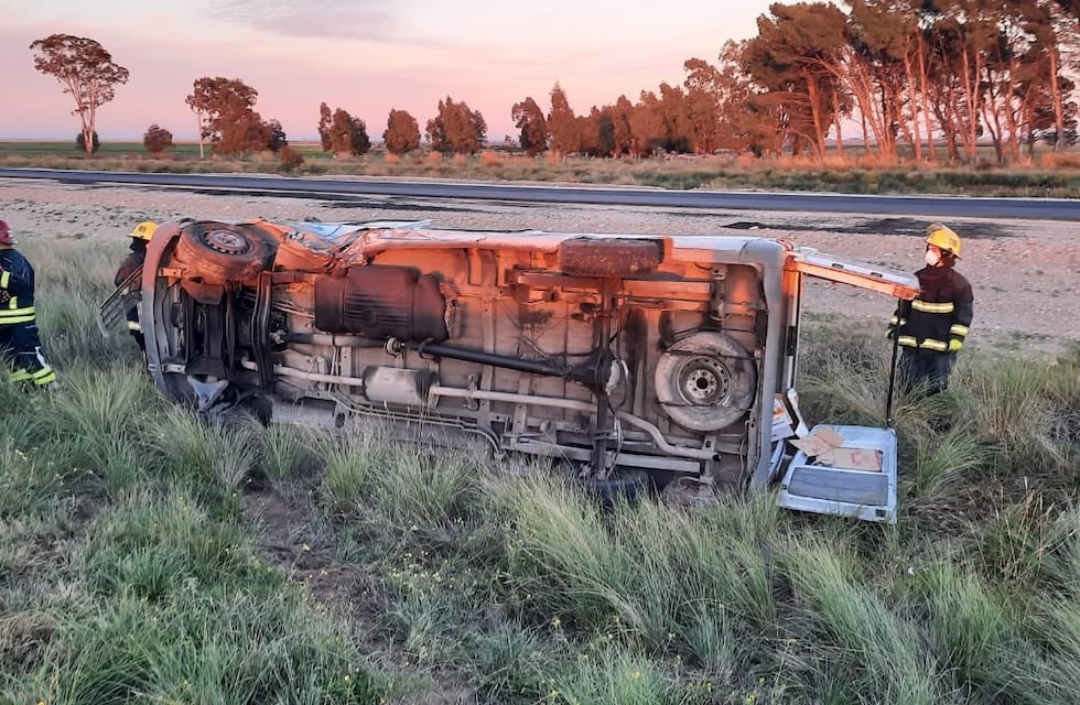 Fuerte choque en el kilómetro 29 de la Ruta Nacional N°33