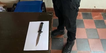 Encuentran un cuchillo en el pupitre de un estudiante en Oberá.