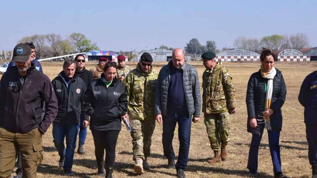 El gobernador de Santa Fe, Omar Perotti, participó de la reunión en el aeroclub de la localidad santafesina.