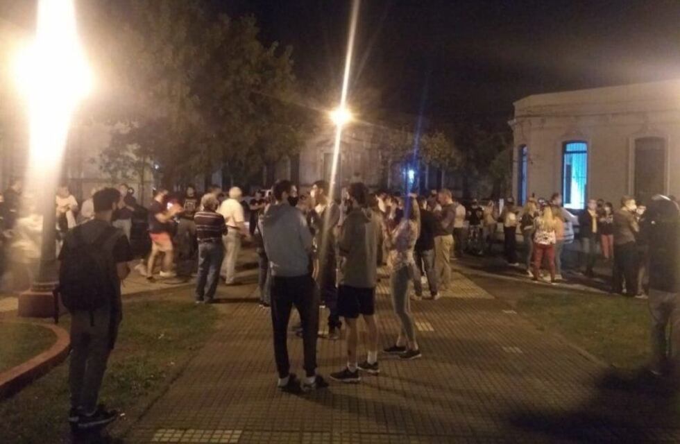 Educación: segundo día de manifestación en Gualeguaychú