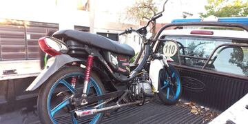 Moto retenida en un operativo vial