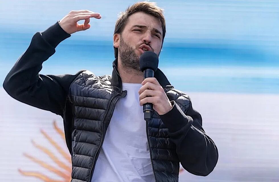 El gobernador de Chubut amenaza con interrumpir la salida de petróleo si le retienen la coparticipación
