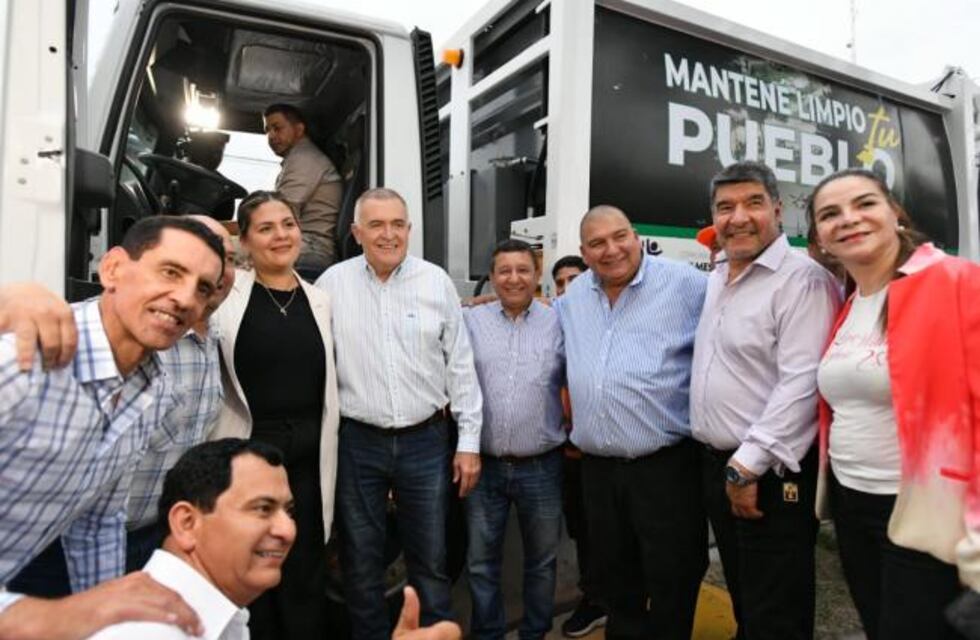 Mejoras para Quilmes y Los Sueldo: Jaldo hizo entrega de equipamiento y supervisó obras