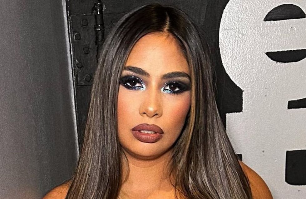 Daniela Celis de Gran Hermano subió la temperatura con un corset ultra escotado