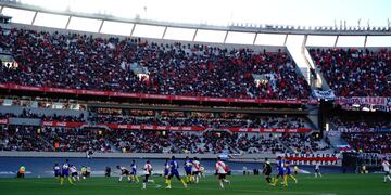 Ingresaron 20 mil personas más de las permitidas al Monumental.