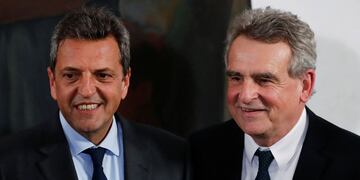 Sergio Massa y su candidato a vicepresidente, Agustín Rossi.