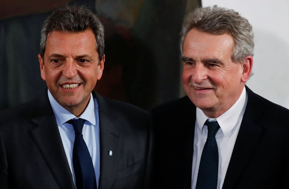 A días de las elecciones, el oficialismo volvió a apuntar contra Milei: “Quiso incendiar el país”