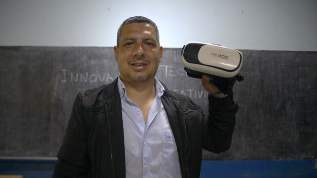 Nahuel Hollman, uno de los 6 finalistas del Premio Docentes que Inspiran.