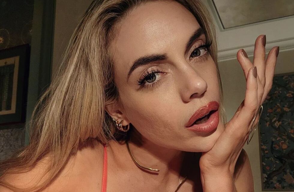 Quién sería el nuevo amor de Emilia Attias, con el que la captaron infraganti y que está vinculado a Mauricio Macri