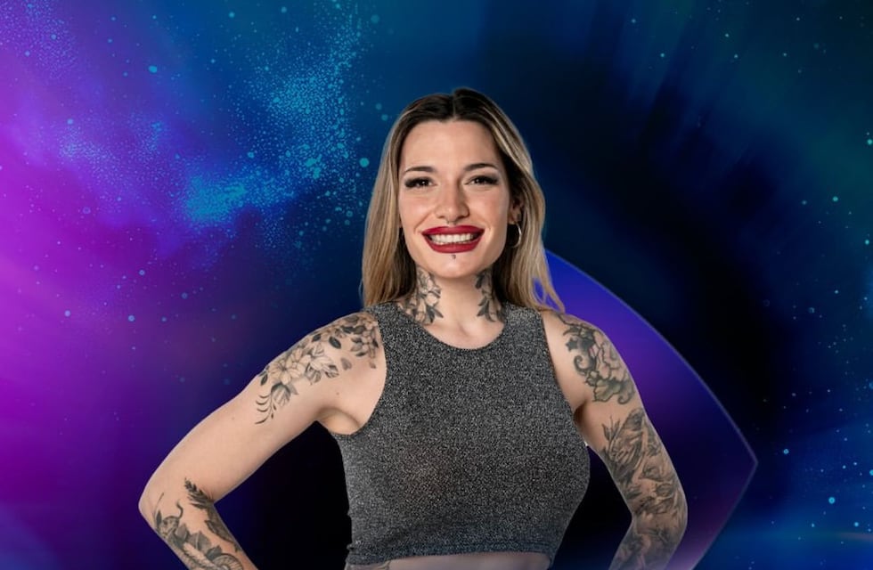Quién es Sofía, la participante de Gran Hermano 2025 tatuada y fanática de las motos