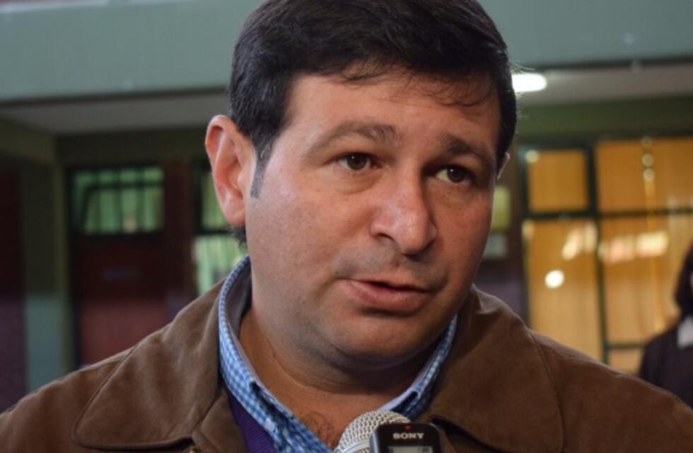 “El kirchnerismo de Moisés prometió asado y llenar heladeras”, replicó Jubert