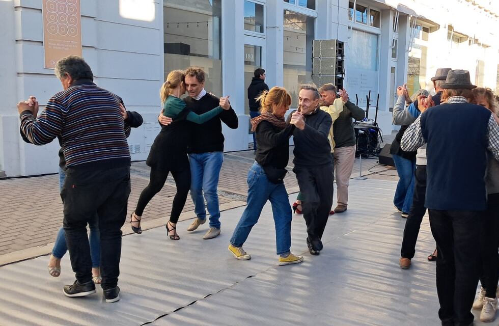 Convocante agenda cultural durante el fin de semana en el Viejo Mercado