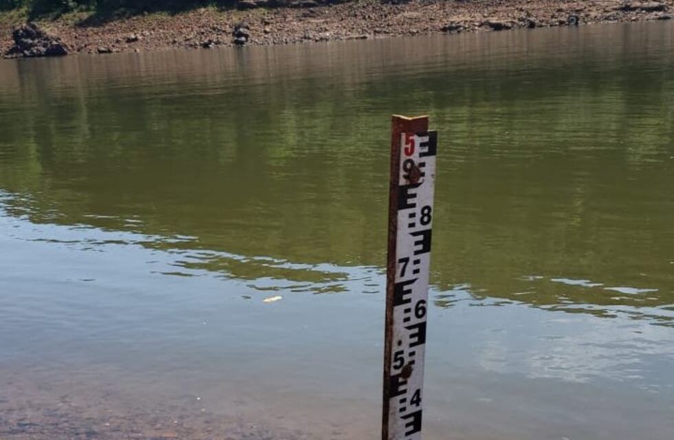 Continúa en Iguazú el problema ante la falta del suministro del agua por la baja del río