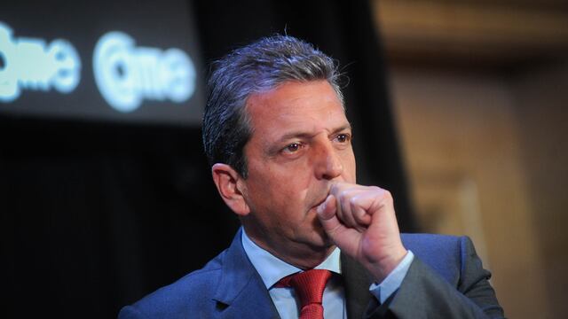 La Bolsa de Comercio culpó a Massa por la suba del dólar y advirtió que llega “una de las peores crisis”. Foto Federico Lopez Claro
