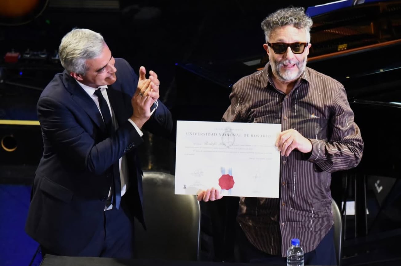 Fito Páez fue distinguido con el Doctorado Honoris Causa. (Instagram)