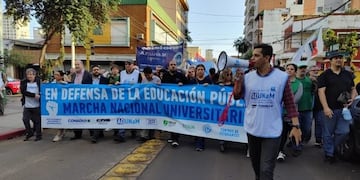 La Marcha Federal Universitaria tuvo gran convocatoria en Misiones.