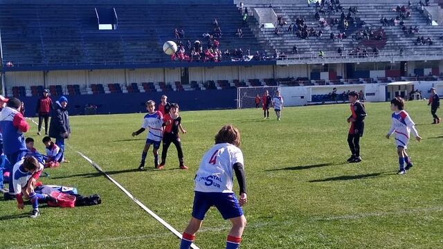 Rosario Puerto Belgrano fue sede del torneo "Lanús, tu amigo".