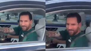 El gesto de Lionel Messi al firmar una camiseta de River.