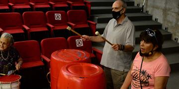 Grupo de percusión de jubilados