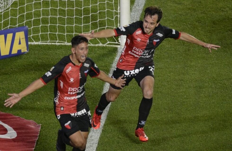 Christian Bernardi, gol cordobés para el histórico título de Colón